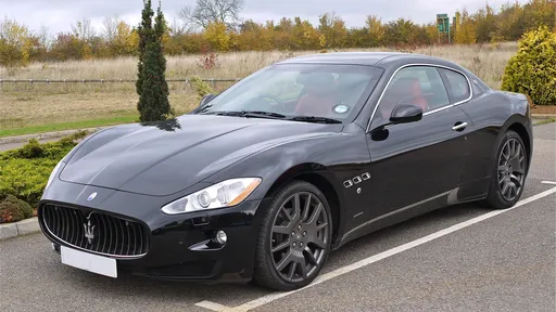 Maserati deve lançar carro elétrico de luxo até 2020