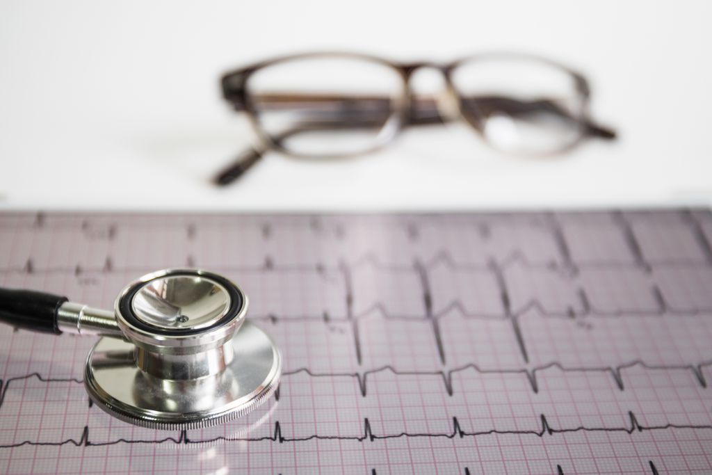 Qual a frequência normal dos nossos batimentos cardíacos?