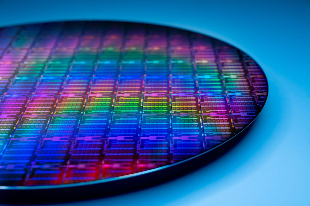 Intel e Samsung estaria competindo para conquistar a fabricação dos chipss Apple Silicon, mas a responsabilidade deve se manter com a TSMC, ao menos por enquanto (Imagem: Divulgação/Intel)