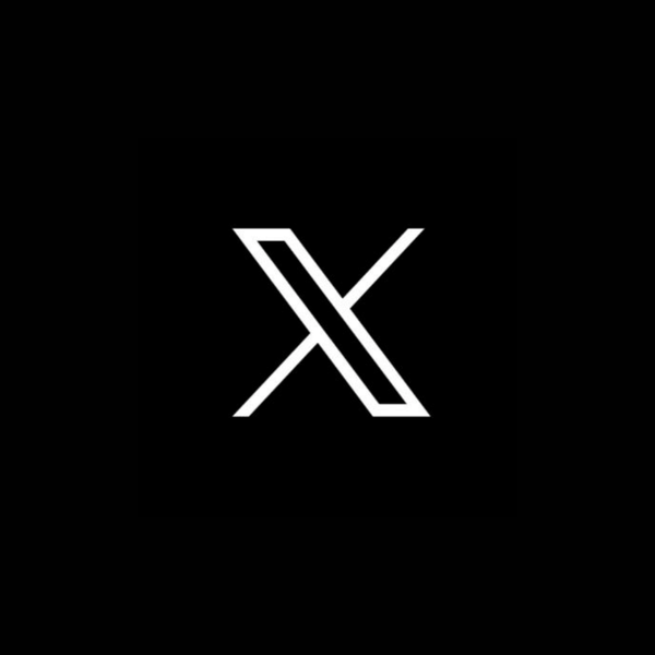 X | Twitter muda de logo e começa a virar 