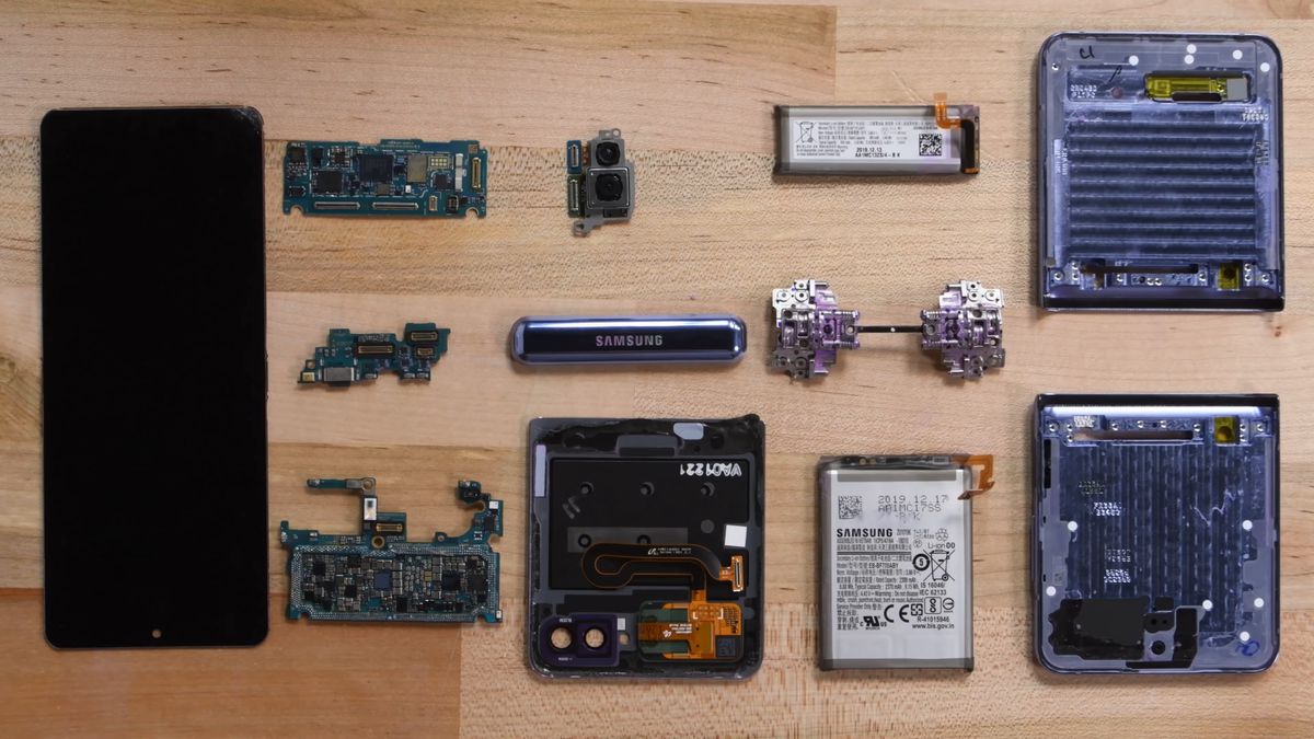 iFixit desmonta o Galaxy Z Flip e descobre que proteção contra pó