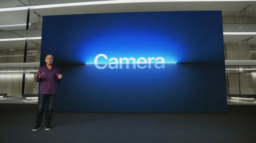 Além de novo sensor traseiro com 48 MP para vídeos em 8K, Apple prepara novidades para câmera frontal da linha iPhone 14 (Imagem: Reprodução/Apple)