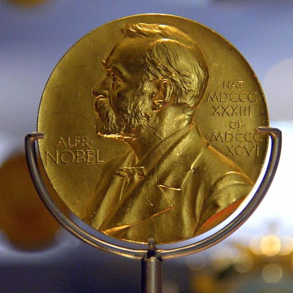 Nobel em Apuros: Cientistas Desconectados e as Histórias Incríveis por Trás da Maior Honraria!