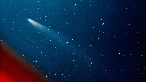 Hubble fotografa cometa ATLAS e revela que fragmentos se dividiram ainda mais