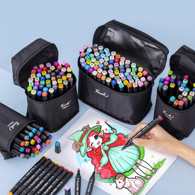 Canetinhas para colorir de marcas como Faber-Castell  e Touch costumam ter sua publicidade atrelada a livros de colorir como os Bobbie Goods — criadores de conteúdo podem lucrar muito com parcerias como essa (Imagem: Touch/Divulgação)