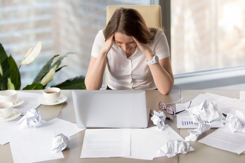77% dos trabalhadores afirmam que adoção de ferramentas de IA teve impacto negativo sobre produtividade (Imagem: Yanalya/Freepik)