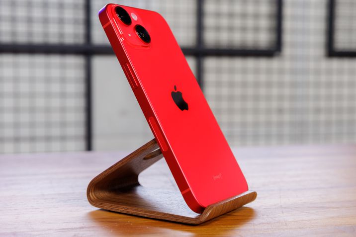 Apple iPhone 14