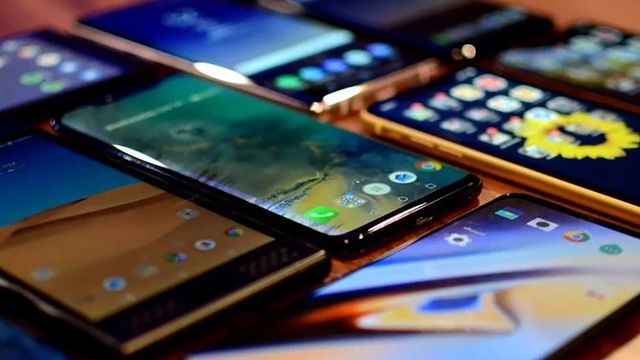 Embarques de smartphones da China aumentam 17% em abril