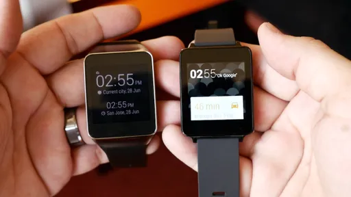 Samsung Gear Live e LG G Watch passam pelo desmonte do iFixit