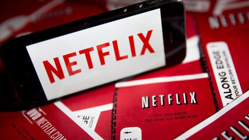 Tempo médio gasto assistindo à Netflix é superior ao de demais atividades