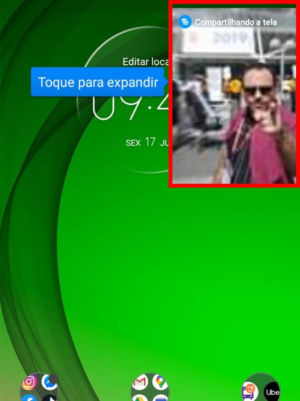 Saia da tela do Messenger e navegue normalmente pelo seu celular e sua tela será compartilhada (Captura de tela: Matheus Bigogno)