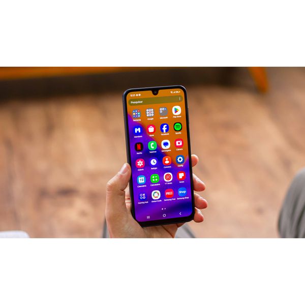 Samsung Galaxy A16, 128GB + 4GB RAM, Câmera de até 50MP, Tela 6.7", NFC, IP54, Bateria 5000 mAh (Preto)