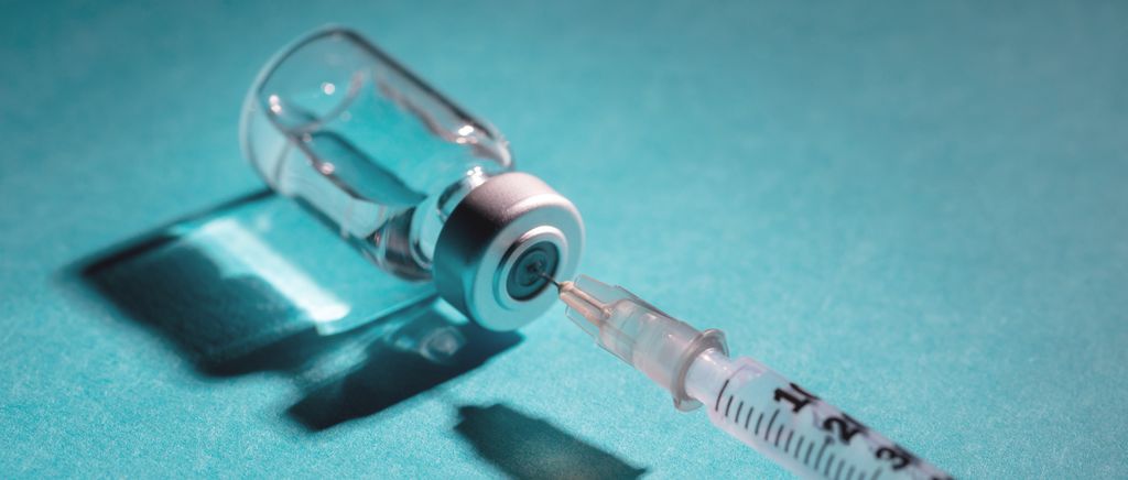Vacina da Pfizer declina em conter variante delta, mas protege da COVID-19 grave, segundo novo estudo israelense (Imagem: rawf8/Envato)