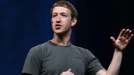 Mark Zuckerberg se desculpa por Facebook dividir usuários