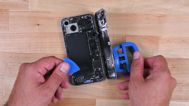 iFixit 