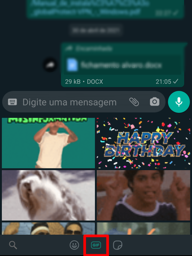 GIFs no WhatsApp surgiram inspirados no Telegram (Imagem: Reprodução/WhatsApp)