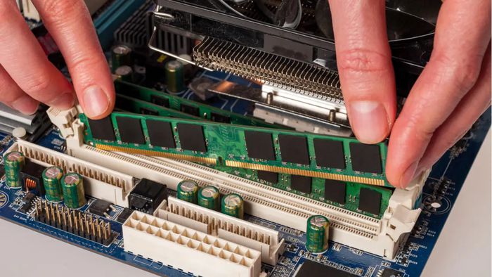 Em meio à crise de memória RAM, DDR3 volta a crescer com vendas até 3x maiores
