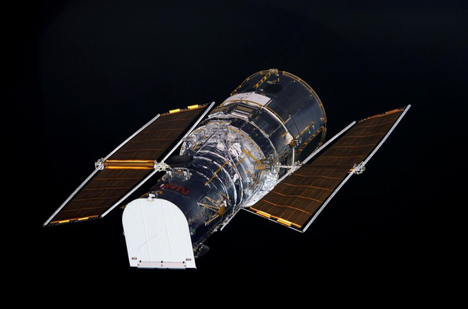 Imagem do Hubble feita pela tripulação de manutenção, em 2002 (Imagem: Reprodução/NASA)
