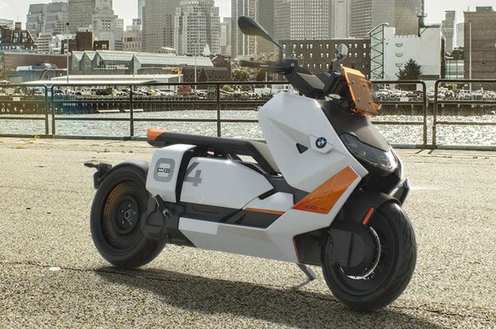 BMW CE 04