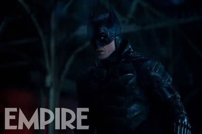 Nova imagem dá uma visão mais clara do visual do Batman (Imagem: Reprodução/Empire)