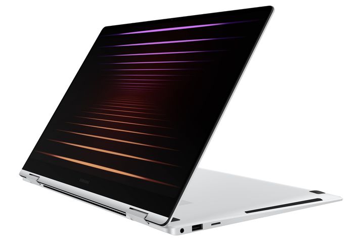 Samsung Galaxy Book 5 Pro 360 1