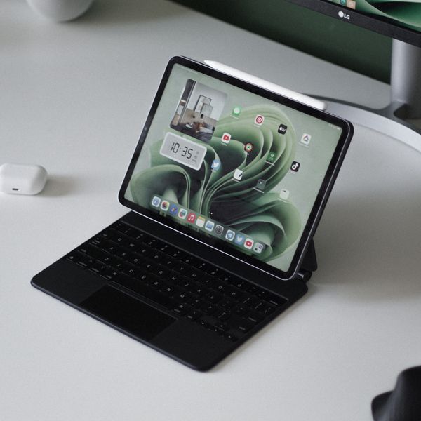 Novo iPad Pro terá Apple Pencil 3 e Magic Keyboard similar a um