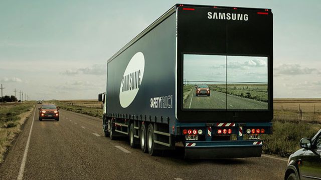 Samsung investe em “caminhões transparentes” para melhorar segurança no trânsito