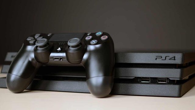 PlayStation 4 ganha novo pacote com God of War, GT Sport e Days Gone -  Canaltech