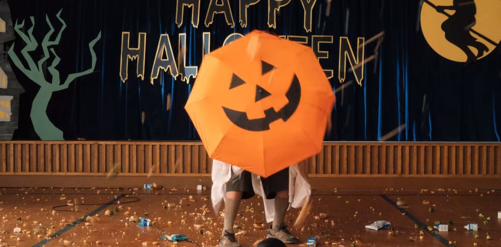 O Halloween do Hubie': Comédia de Adam Sandler é um dos filmes mais  populares da Netflix em 2020 - CinePOP