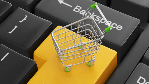 Vendas totais caem enquanto o e-commerce tem crescimento recorde