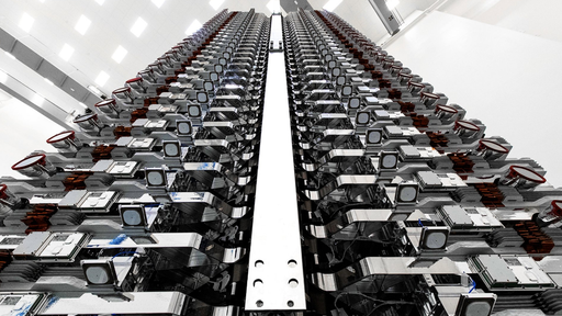 SpaceX lança, com sucesso, primeiros 60 satélites do projeto Starlink