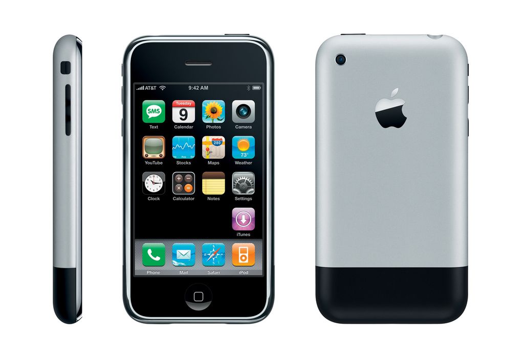 Primeiro iPhone tinha conexão 2G e cara de iPod Touch (Imagem: Divulgação/Apple)