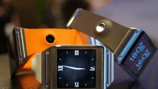 Samsung lança relógio inteligente Galaxy Gear