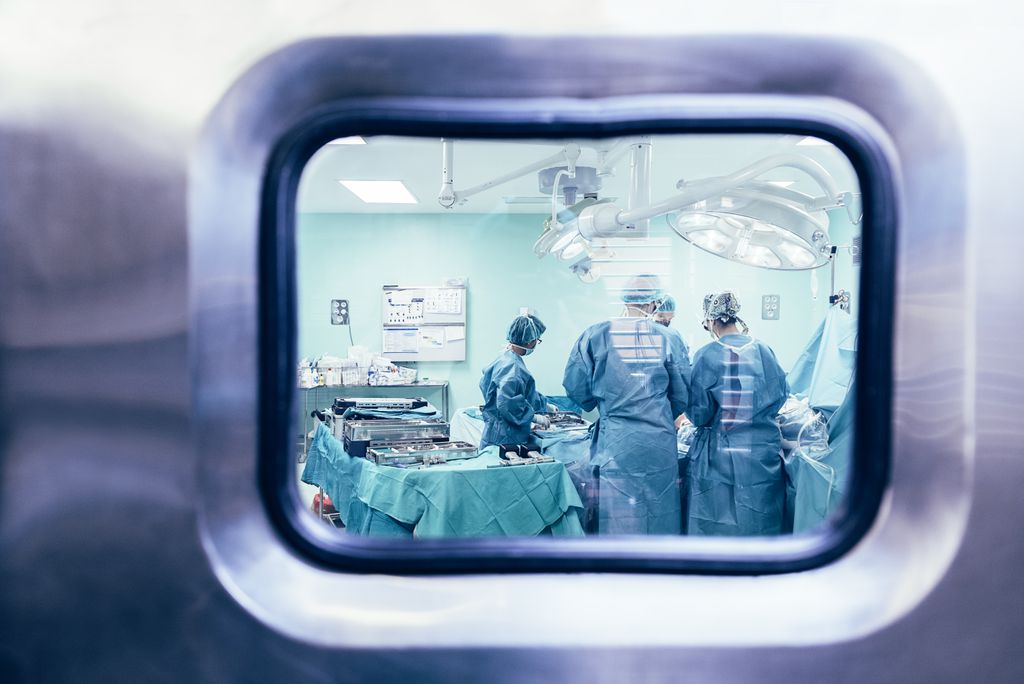 Cirurgiões encontram microplásticos em artérias obstruídas (Imagem: Nunezimage/Envato)