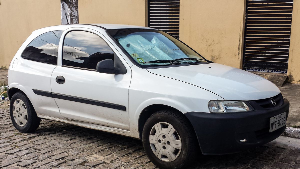 Quanto custaria um Chevrolet Celta ano 2000 hoje, com a inflação?