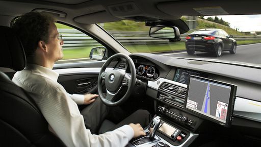 Carros que dirigem sozinhos poderão reduzir 90% dos acidentes de trânsito