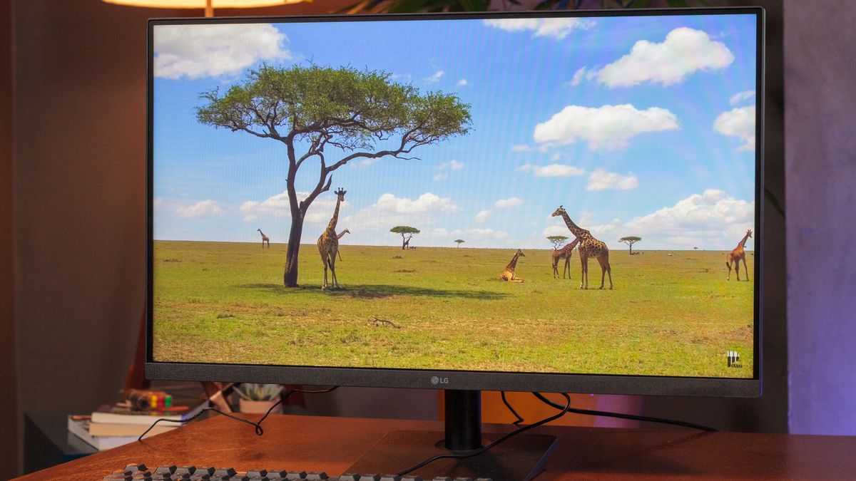 Review LG 27MP400-B | Um monitor grande para quem procura o básico