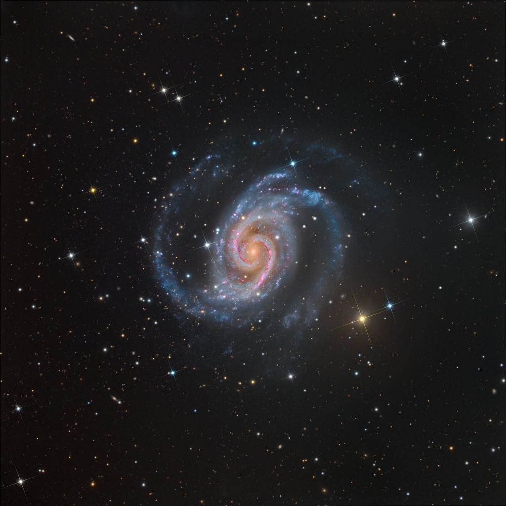 A galáxia da Dançarina Espanhola, a cerca de 60 milhões de anos-luz de nós (Imagem: Reprodução/Mark Hanson and Mike Selby)