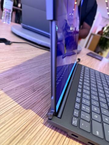 ThinBook Plus Gen 6 Rollable na CES 2025