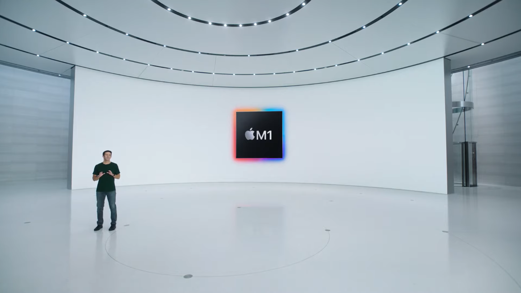 Sucessor do M1 vai equipar Macs do fim de 2021, que podem ser últimos produtos anunciados (Imagem: Reprodução/Apple)
