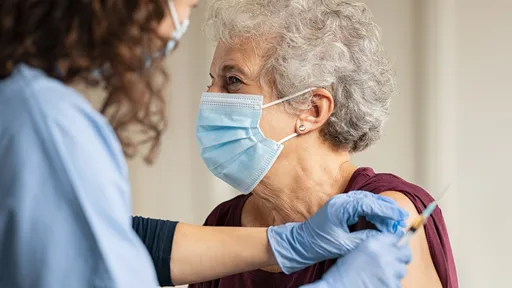 Israel planeja aplicar 4ª dose da vacina em idosos e profissionais da saúde