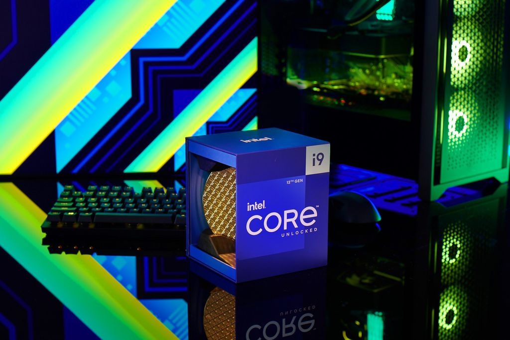 Munido de nova arquitetura híbrida, o Intel Core i9 12900K é um dos primeiros processadores do mundo a ser compatível com RAM DDR5 e barramento PCI-E 5.0 (Imagem: Divulgação/Intel)