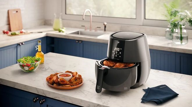 Air fryer Electrolux 3,2 L EAF10 Rita Lobo