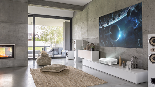 Acer anuncia novo projetor 4K HDR e dois monitores para trabalho e jogos