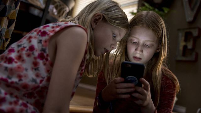 86% das crianças e adolescentes brasileiros estão conectados à internet