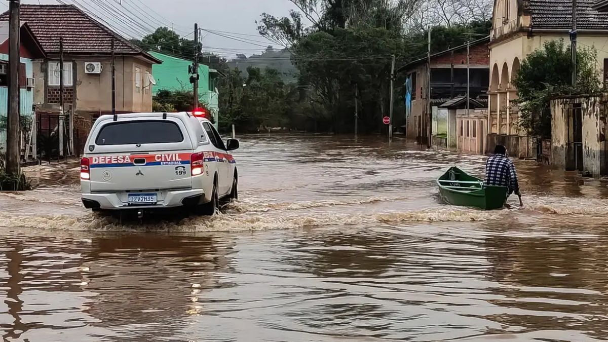 Alerta vermelho | Volume de chuva causa problemas no Sul do país; veja previsão