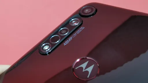 Moto G8, G8 Power e G Stylus aparecem lado a lado em nova imagem