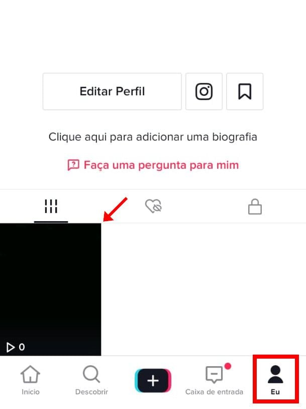 Abra o TikTok, acesse a aba "Eu" e abra um vídeo que você quer transformar em GIF (Captura de tela: Matheus Bigogno)