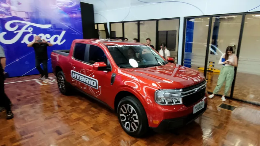 Ford confirma lan amento da Maverick h brida no Brasil em 2023 - 21