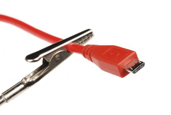 Exemplo de conector Micro-USB. Fonte: Sparkfun.com